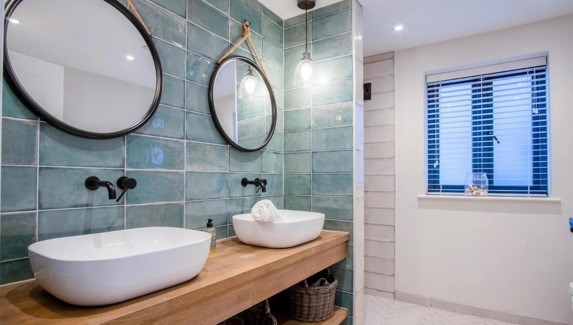 Ty Megan - 3 Bedroom Cottage - Bayview Oxwich Holiday home